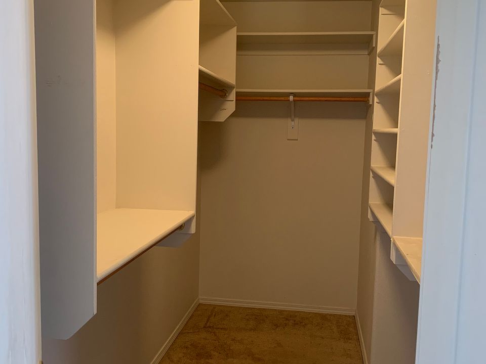 1st image of 10001 Calle Bella NW