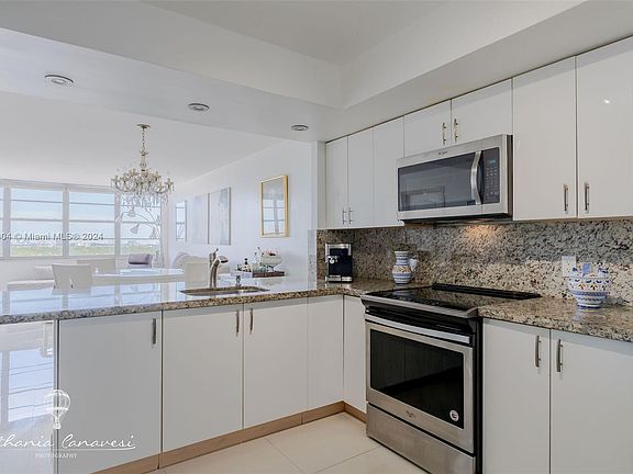 4th image of 1351 NE Miami Gardens Dr APT 1023E