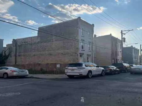 2602 W Montgomery Ave, Philadelphia, PA 19121
