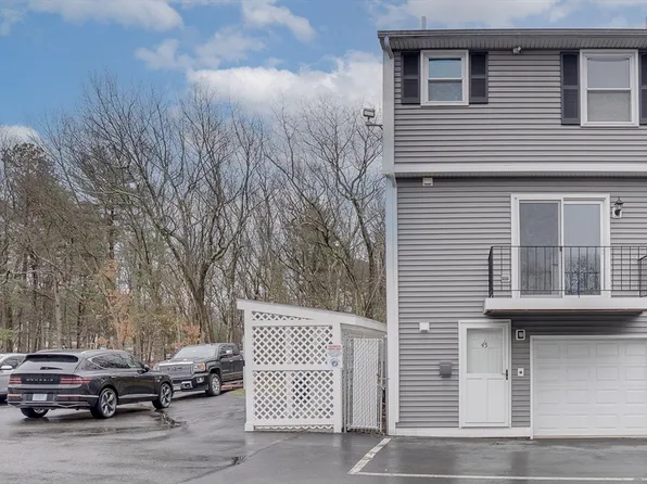 1215 Pawtucket Blvd Unit 45, Lowell, MA 01854
