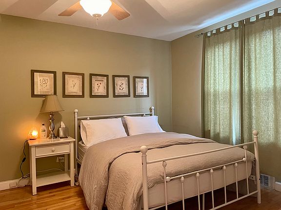 3rd image of 33-15 81st St #1D