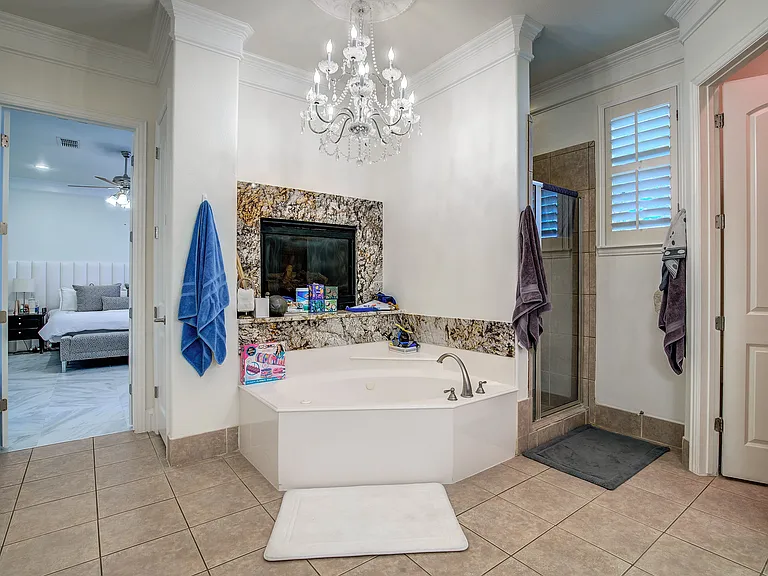 6815 Sawmill Rd — Photo 9