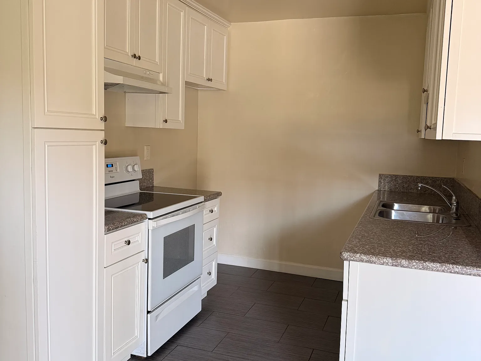 1 bed, $1,600 — Photo 4
