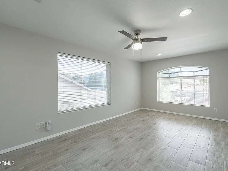 6326 W El Cortez Pl — Photo 30