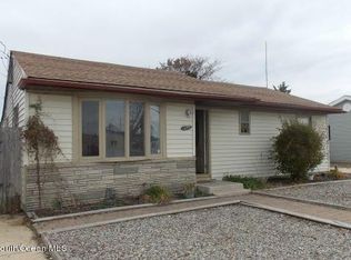 1044 Radio Rd, Little Egg Harbor, NJ 08087