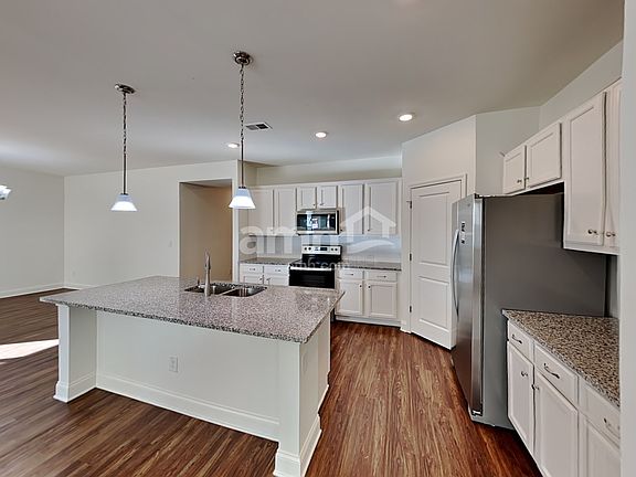 4th image of 6193 Bridlewood Ln