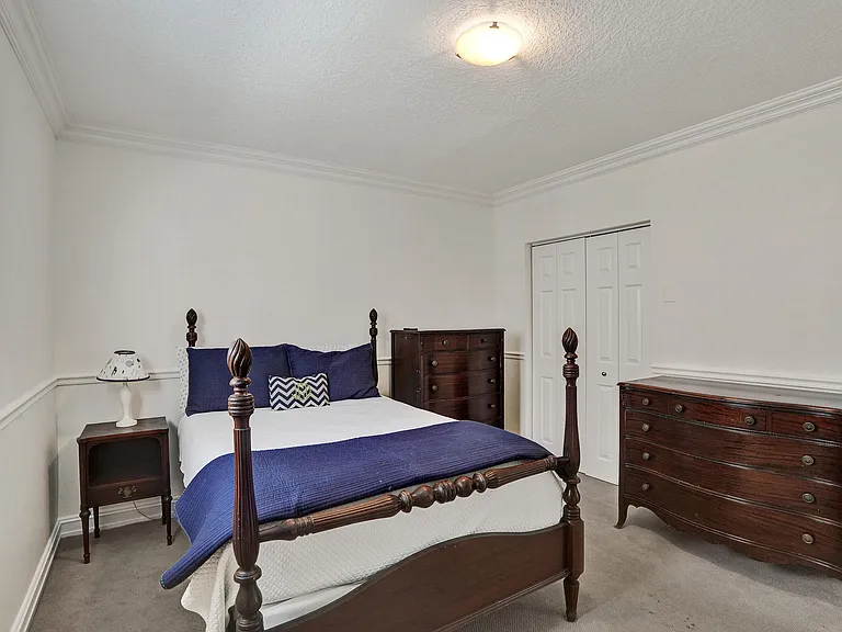 248 Codrington Dr — Photo 75