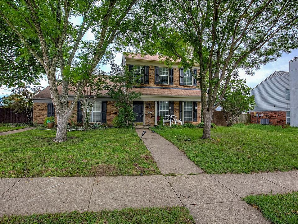 1st image of 2418 Forestbrook Dr