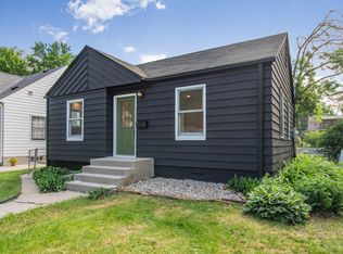 2608 Abbott Ave N, Robbinsdale, MN 55422