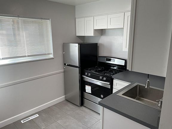 4th image of 17819 Webb Cliff Dr #2