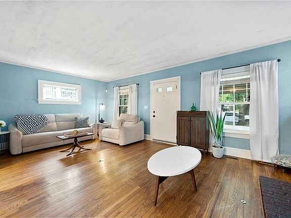 5th image of 5924 Grand Ave