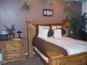 5th image of 9291 Mountain Laurel Ln
