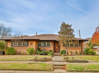 701 Line Dr, Gainesville, TX 76240