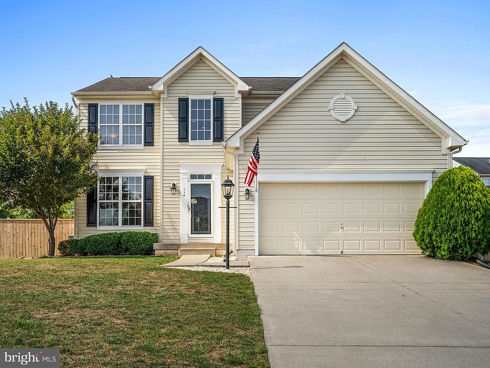 1st image of 114 Arthur Ln