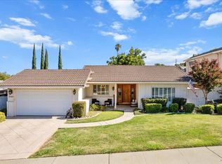 490 Oak View Dr, Vacaville, CA