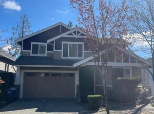 668 Bear Ridge Dr NW, Issaquah, WA 98027