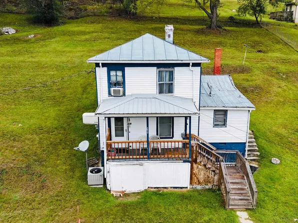 1311 Jackson St, Staunton, VA 24401