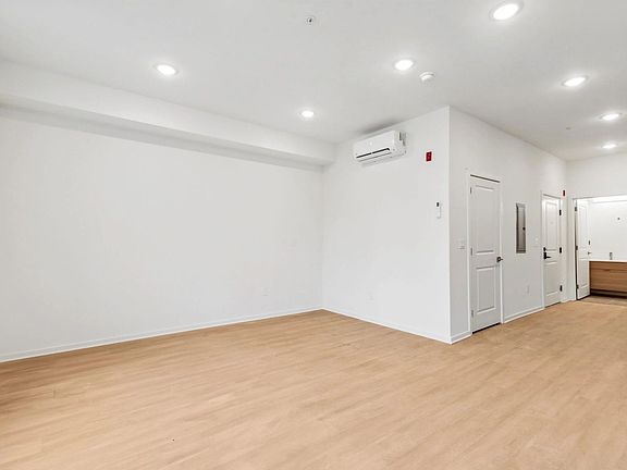 5th image of 245 N 12th St #3
