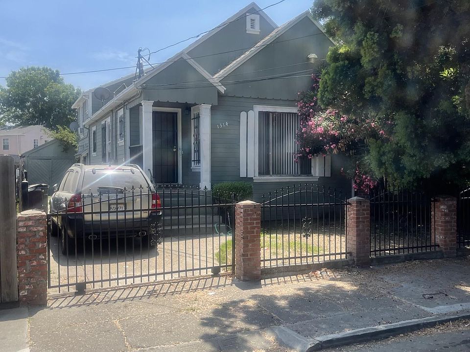 1st image of 1314 99th Ave