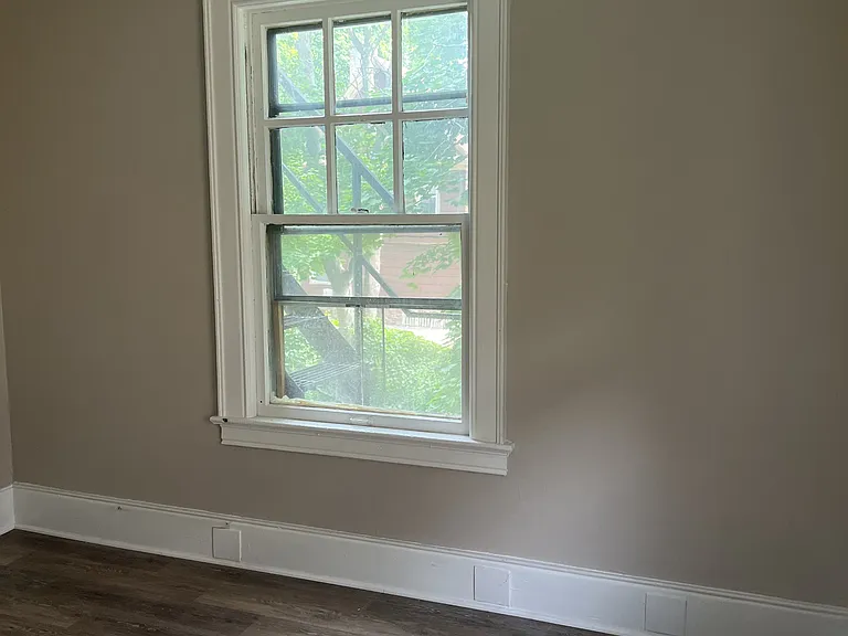 18 Wellington Ave — Photo 6