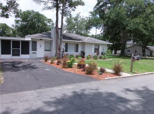 111 S Rhodes St, Mount Dora, FL 32757