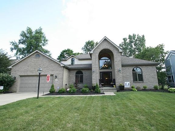 2nd image of 869 Ludwig Dr