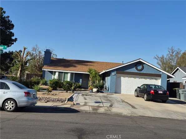 18974 Reindeer Dr, Lake Elsinore, CA 92530
