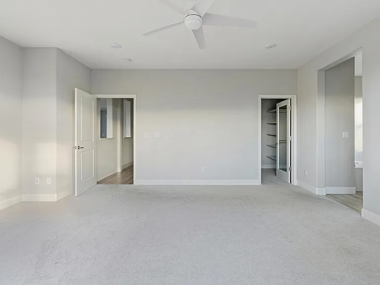 Master bed room
