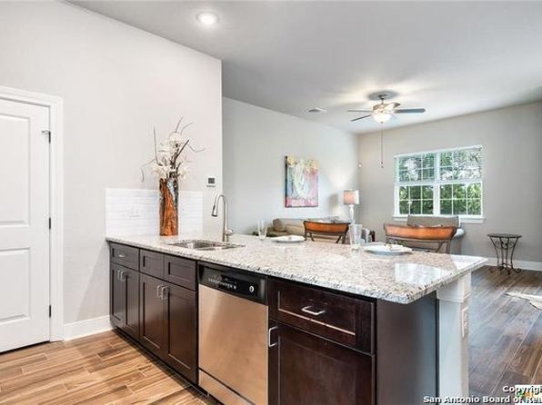 3067 View Ridge Dr #14