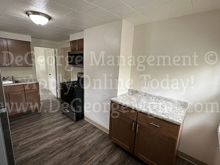 Sterling Square Townhomes — Photo 73