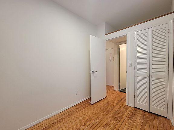 5th image of 306 E 92nd St APT 2R