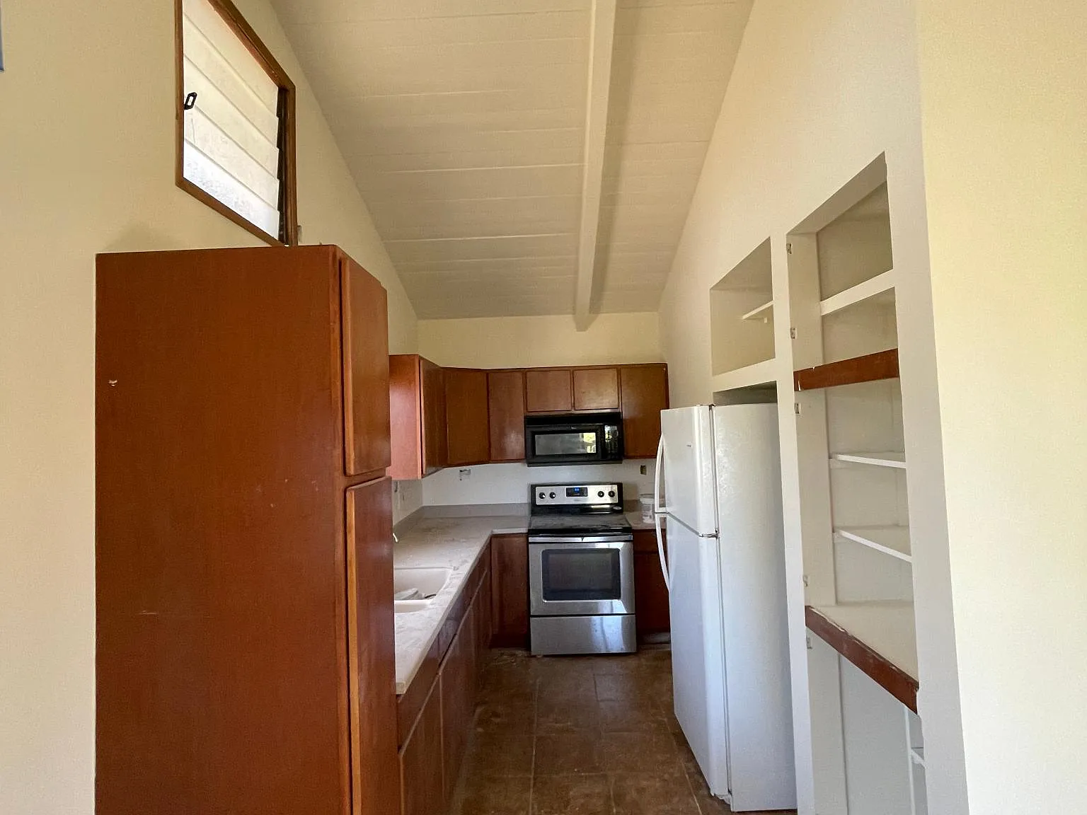 614 Kupulau Dr — Photo 4