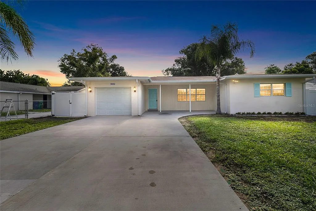3 bed, 2.0 bath, 1906 sqft, $2,945 — Photo 3