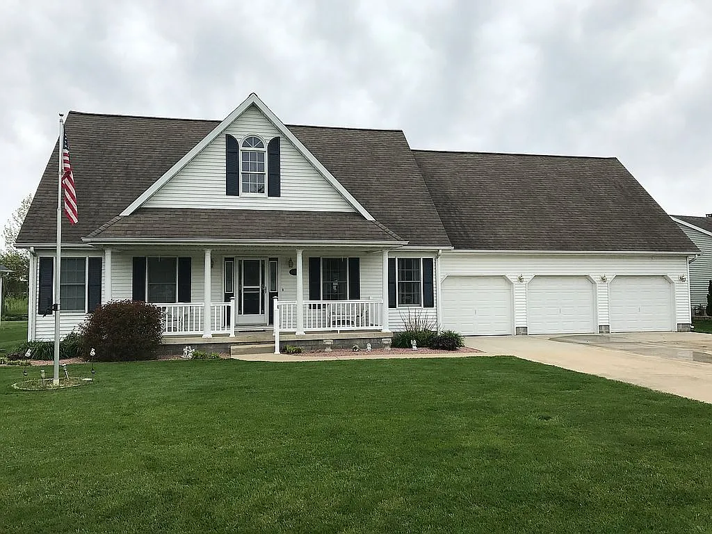6915 Angela Dr photo 1