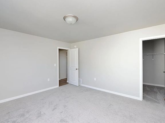 4th image of 1265 Jill Dr W