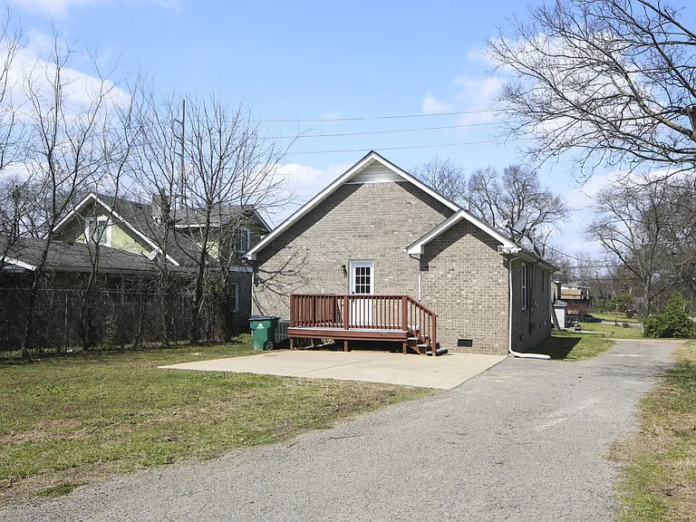 3109 Albion St — Photo 16