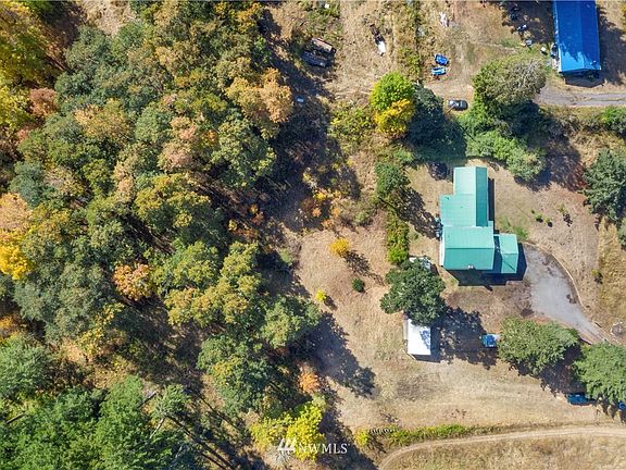 4th image of 17133 Old Highway 99 SE