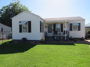 1012 N Mimosa Dr, Midwest City, OK 73110