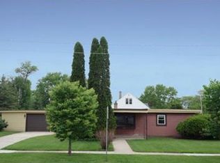108 Ashland Ave, Fond Du Lac, WI 54935