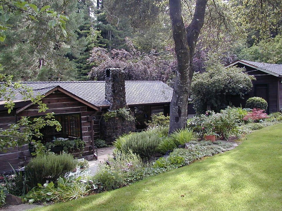 View from front yard