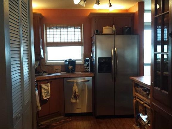 4th image of 5900 Shore Blvd S APT 604