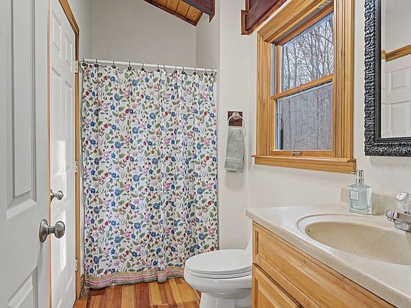 12th image of this home