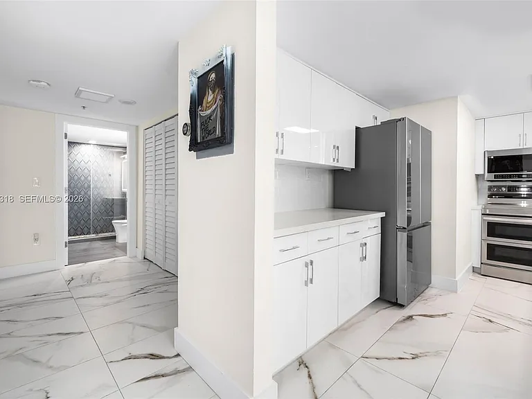 650 West Ave #1408 — Photo 10