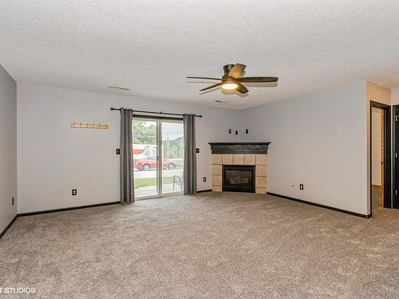 2nd image of 405 James Blvd NW APT 3