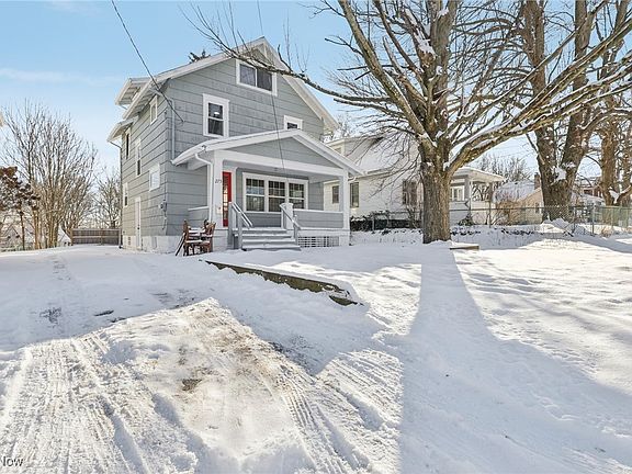 2nd image of 275 Goodview Ave