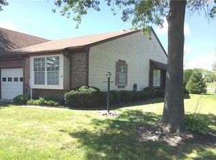 2 Alexander Hamilton Ct #A, Monroe Township, NJ 08831