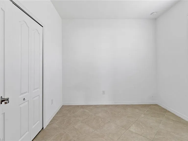 7959 Princeton Dr — Photo 17
