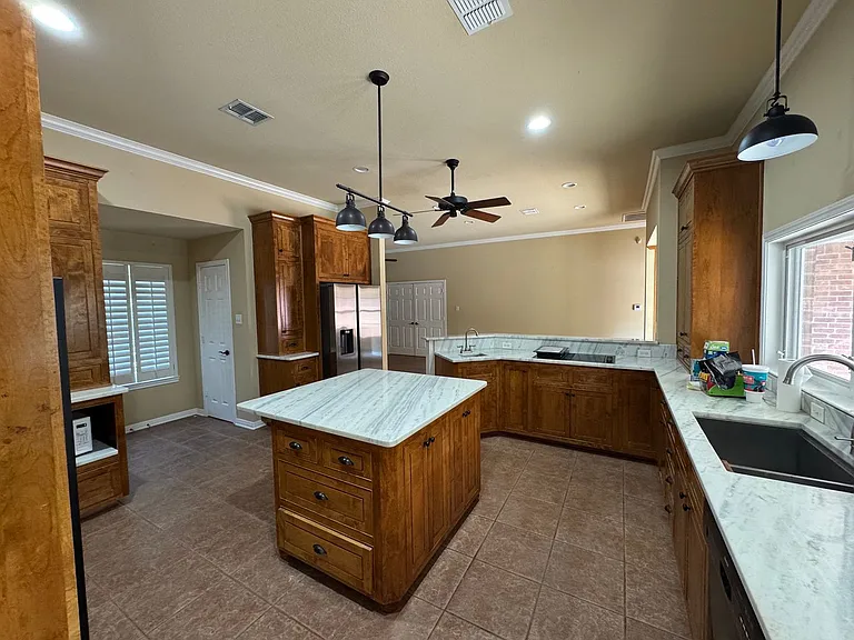 4112 Evergreen Cir — Photo 6