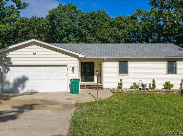 21 Winding Woods Rd, Lake Ozark, MO 65049