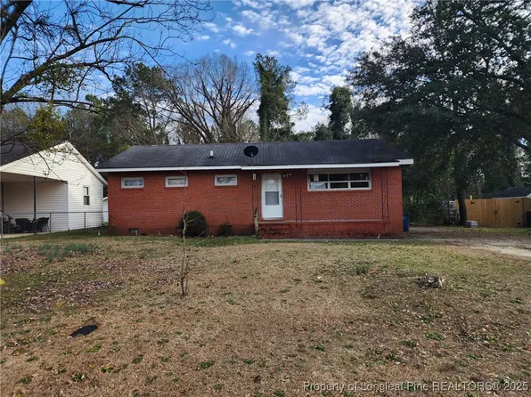 421 Durant Dr, Fayetteville, NC 28304